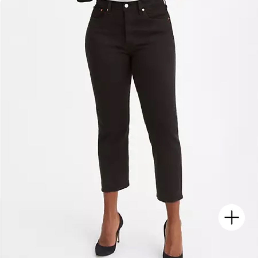 Levi’s Wedgie Fit Straight Women's Jeans
Black 28W X 26L